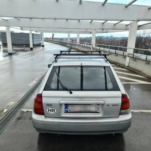 399€ - Mazda 323p - 1.3i - reg do 2/2023 - RabljenaVozila.eu