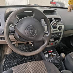 Prodajem Renault Megane 2