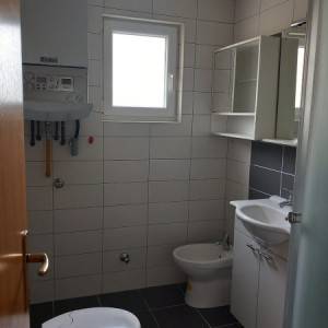Prodaje se obiteljska kuća u Županji