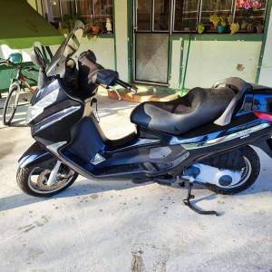 Piaggio max scoter x8ie