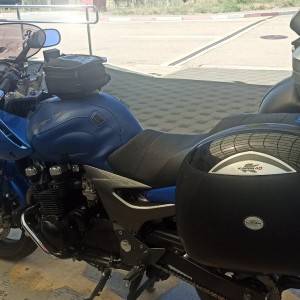 Kawasaki zr7s