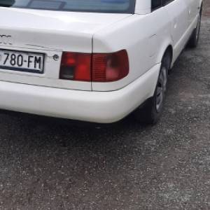 AUDI   A6 1.9 tdi