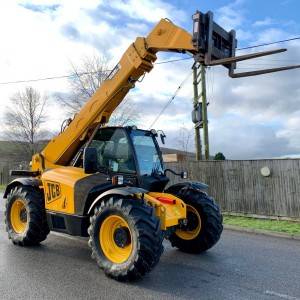 Teleskopski utovarivač JCB 535-95 AGRI