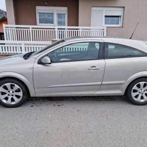 Opel Astra gtc+lpg