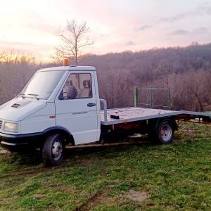 Iveco   vučna  služba