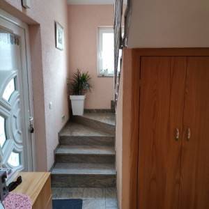 Prodajem kuću ili mjenjam za stan
