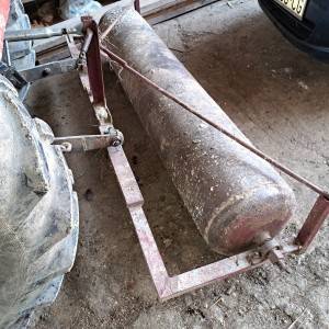 Valjak za traktor