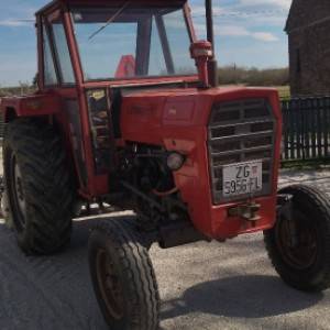 Prodajem imt 560 traktor