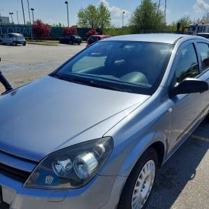 Opel Astra f 1.6 i registrirana godinu dana