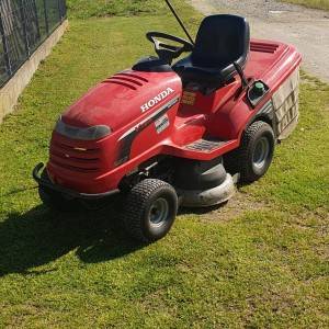 Traktor kosilica Honda 2417 v-twin