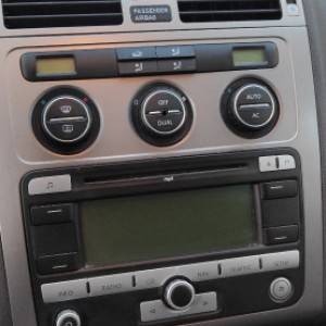 Prodajem VW Touran 1.9 tdi