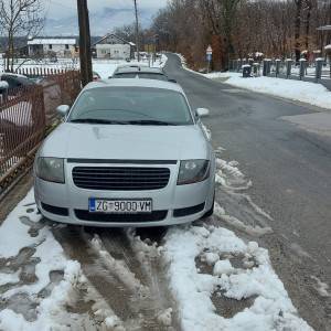 Prodajem ili mijenjam audi tt 1.8t