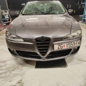 Alfa Romeo 147 1.9 JTDMultijet 200+KS!!