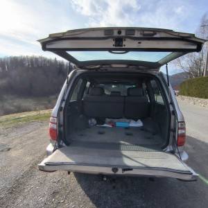 TOYOTA LAND CRUISER 100