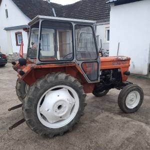 Traktor Štore 402