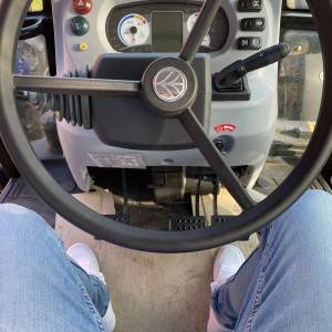 Prodajem NOVI Traktor, NEW HOLLAND TD 5.85