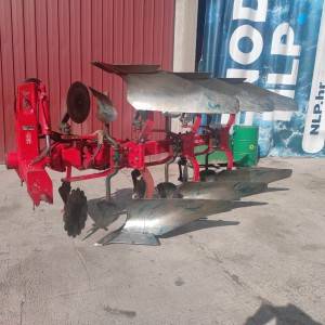 Prodajem plug Vogel Noot MS 950 Vario od 12-22"(30-55cm).