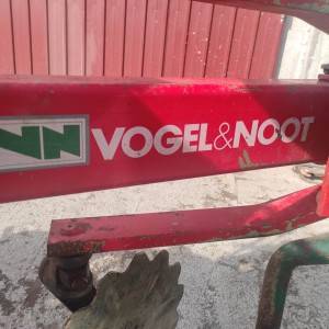 Prodajem plug Vogel Noot MS 950 Vario od 12-22"(30-55cm).