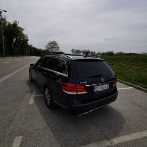 Mercedes E 220