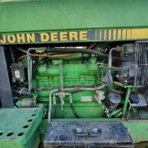 John Deere 3350