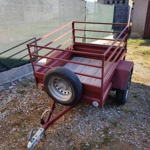 Autoprikolica 250kg