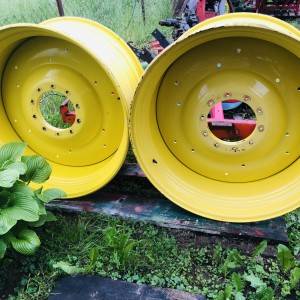 John Deere R Feluge 42 “Novo”