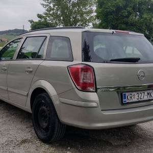 Opel astra H 1.4 16 v karavan
