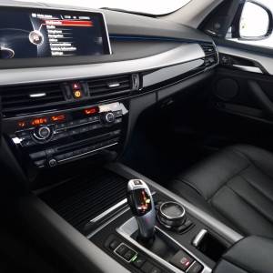 BMW X5 3.0d xDrive 2014. godina