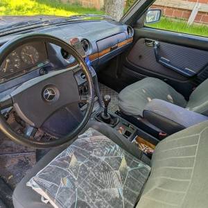 Mercedes-Benz W123 200D (motor iz W124)