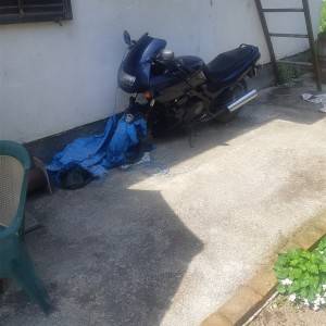 Kawasaki gpz 500s 2003g zamjena za auto