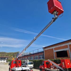 Iveco sa radnom košarom 16m, 2011g, B-kat, ODLIČNA
