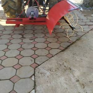 Četka za plijevljenje i košnju trave