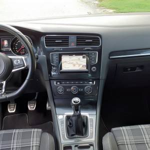 Golf VII 2,0 GTD Panorama, navigacia, keylles