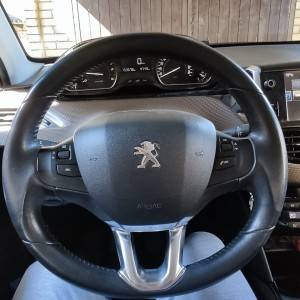 PEUGEOT 2008 BlueHDI