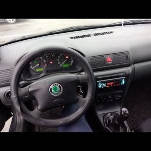 Škoda Octavia 1,6 benzin