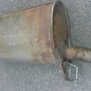 Auspuh za renault kangoo 1.9d 2002 original ispravan