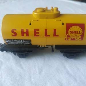 Cisterna Kleinbahn 2 plast.osovine Shell H0 u dobrom stanju!