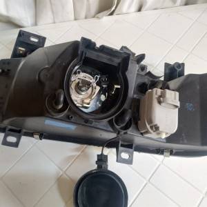Lijevi far za Renault Master T35 u dobrom stanju