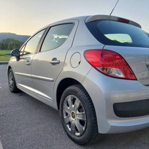 Peugeot 1.4 benzin + plin