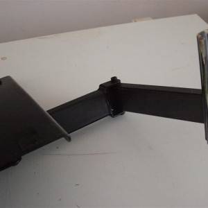 Zidni stalak za TV ispravan korišten dimenzije: 30x28cm
