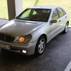 Mercedes C-220 reg cijelu godinu ODLIČAN