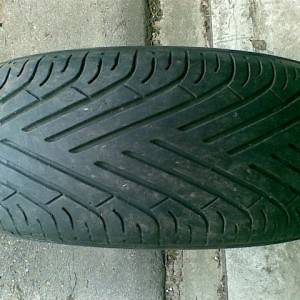 Yokohama AVS sport 205/50ZR 16 87W dot.2403