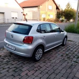 prodajem auto