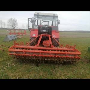 Prodajem Rotodrljacu Krone 3m s paker valjkom