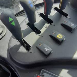 traktor ARMATRAC 1104 Lux CRD