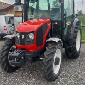 traktor ARMATRAC 504e