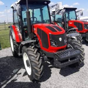 traktor ARMATRAC 704e+ T0