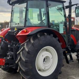 traktor ARMATRAC 904e+