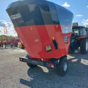 Mikser prikolica MINOS T-DYKM 1.5-16 m3