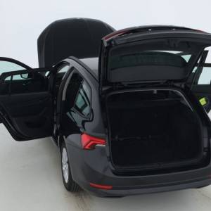 Škoda Octavia Combi 2,0 TDI *svojim kamionima uvozimo-do registracije*